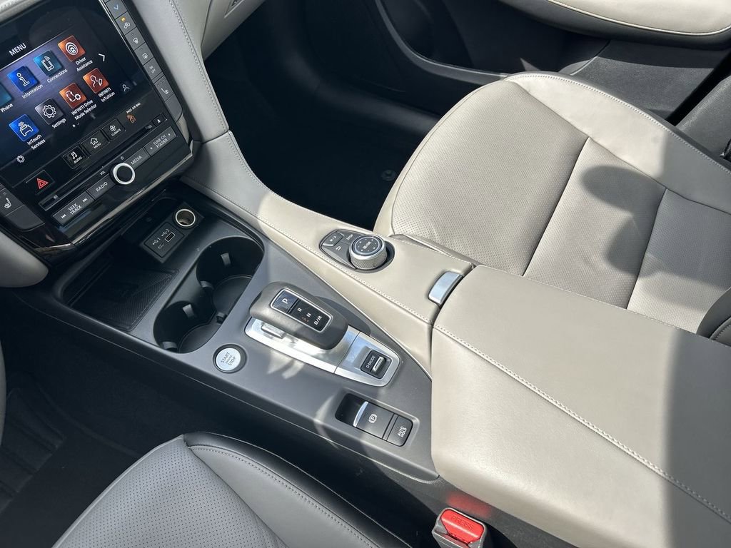 Certified 2025 INFINITI QX50 Luxe image 22