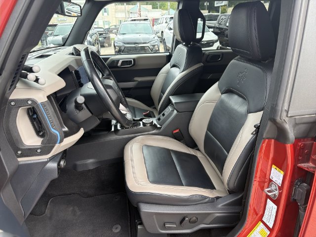 Used 2023 Ford Bronco Wildtrak AWD/4WD image 14
