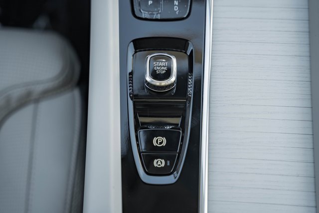 New 2026 Volvo XC60 B5 Ultra w/ Protection Package Premier image 25