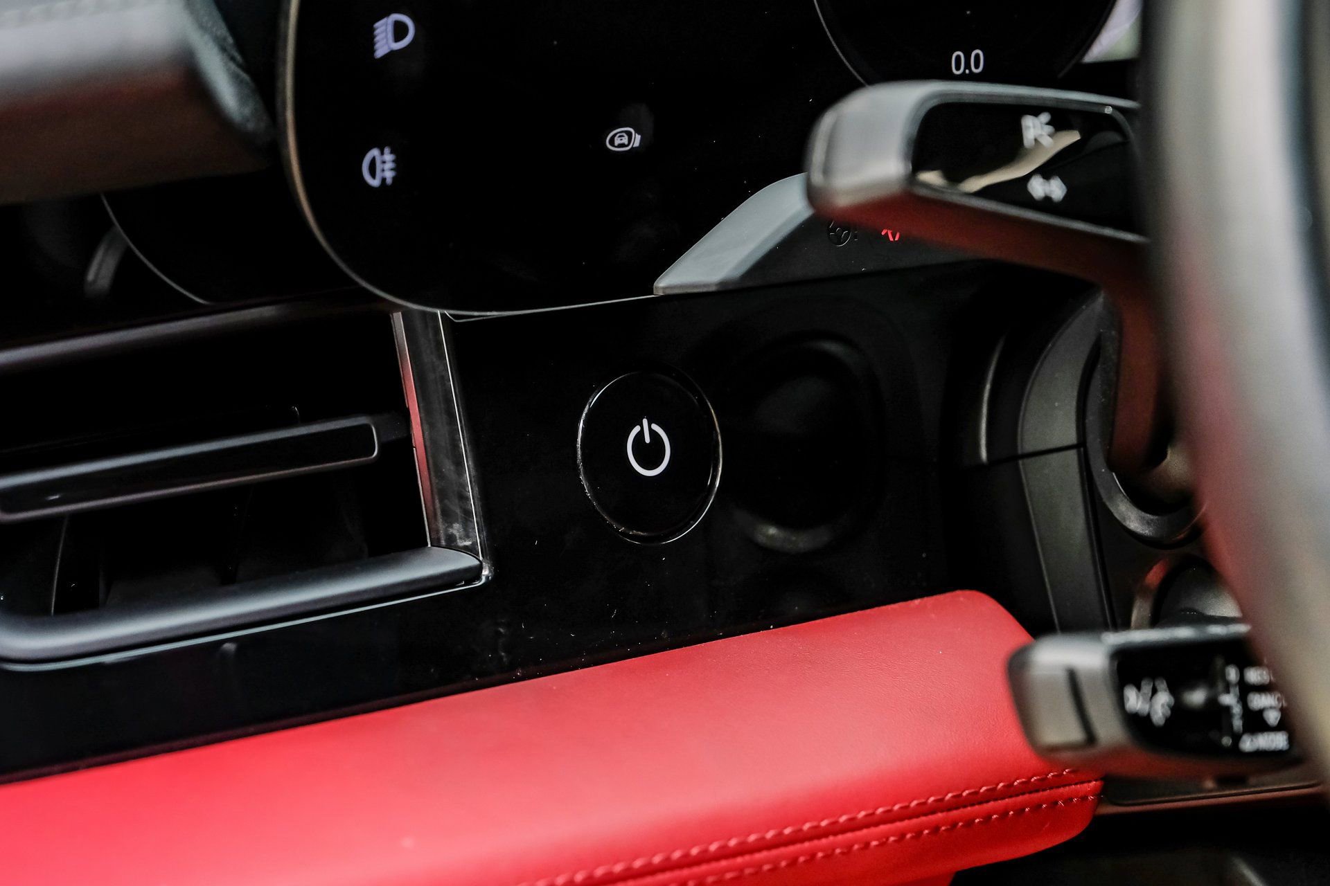 Used 2023 Porsche Taycan image 25