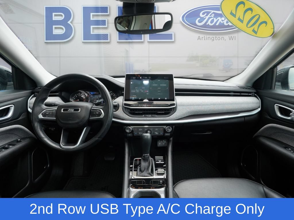 Used 2022 Jeep Compass Latitude w/ Sun and Sound Group AWD/4WD image 18