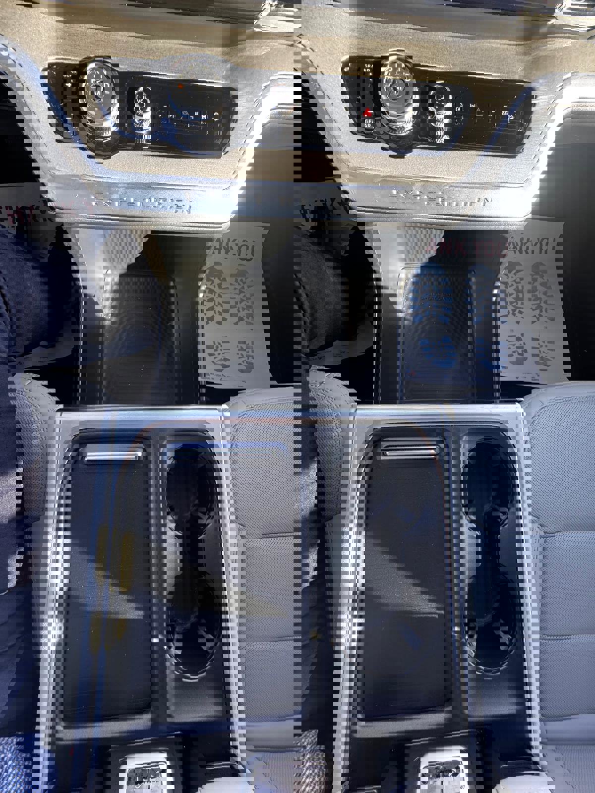 New 2025 Ford Expedition Max Platinum w/ Driver's Package image 24