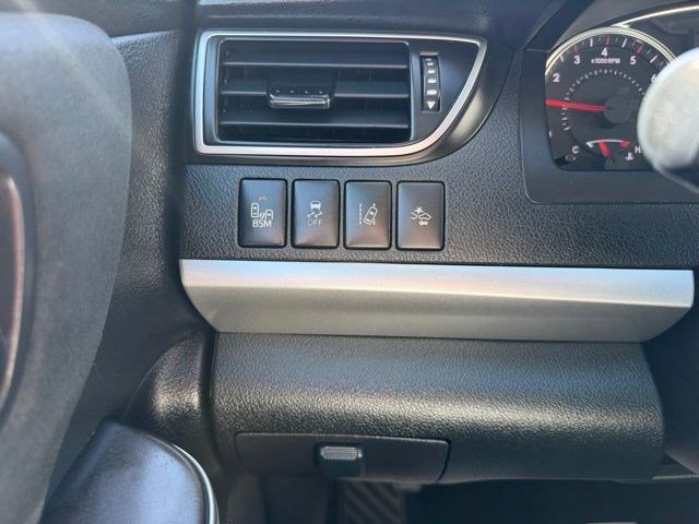 Used 2015 Toyota Camry XSE w/ Moonroof Package image 28