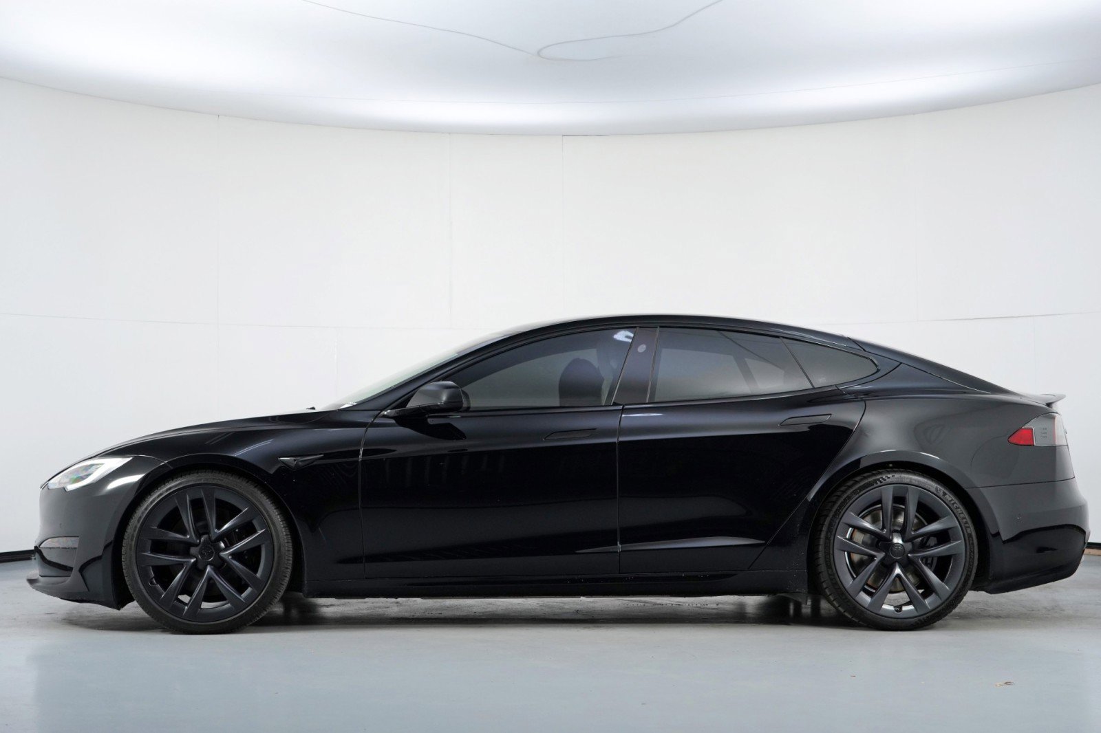 Used 2021 Tesla Model S Plaid AWD/4WD image 9