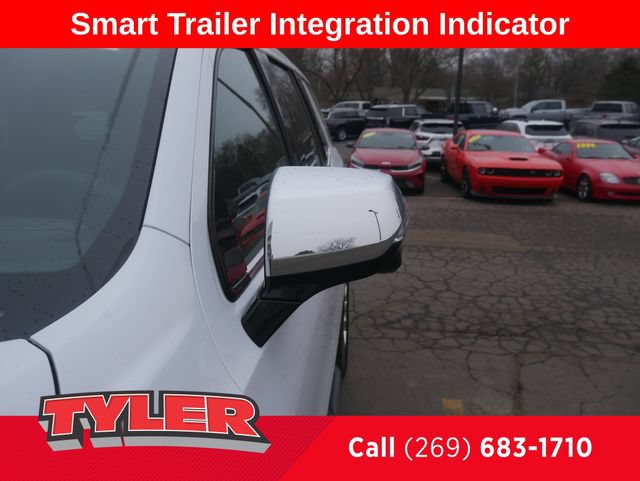 New 2026 Chevrolet Tahoe Premier w/ Sun And Tow Package AWD/4WD image 11