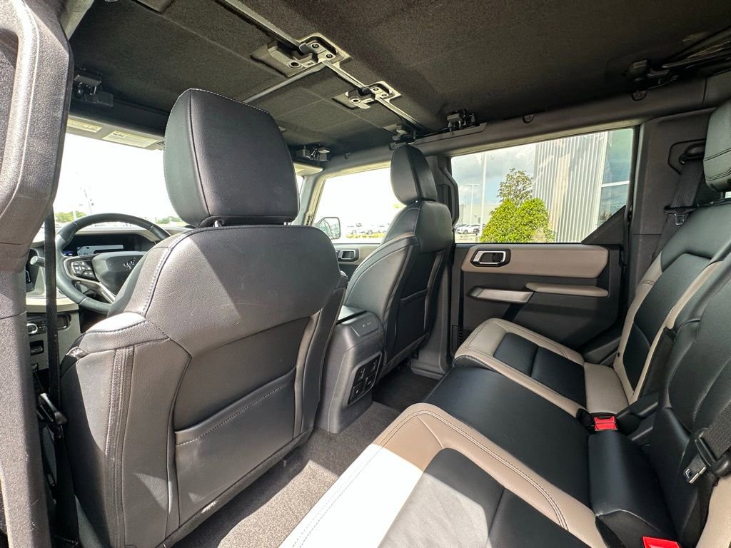 Used 2023 Ford Bronco Wildtrak image 22