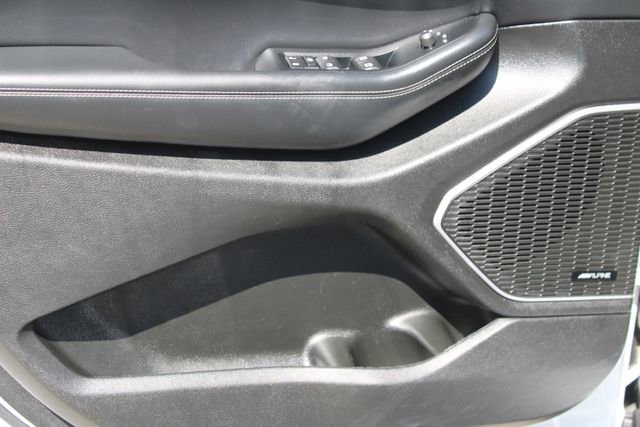 Used 2022 Jeep Grand Cherokee Limited 4xe w/ Luxury Tech Group II image 11