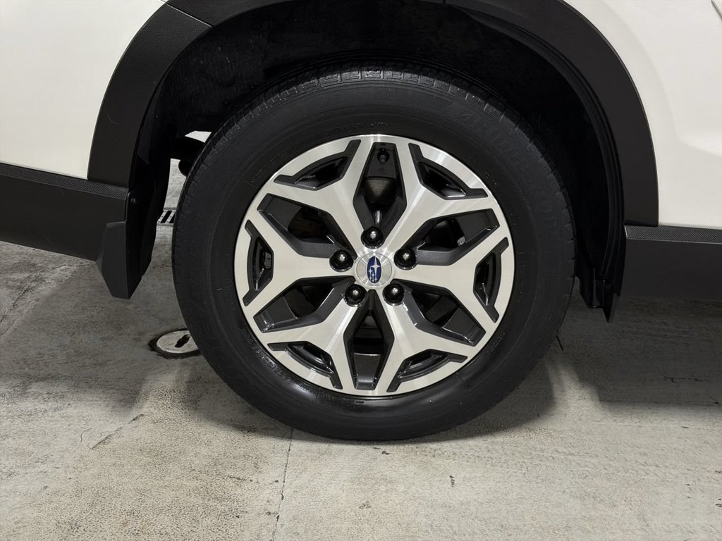 Certified 2021 Subaru Forester Premium AWD/4WD image 12