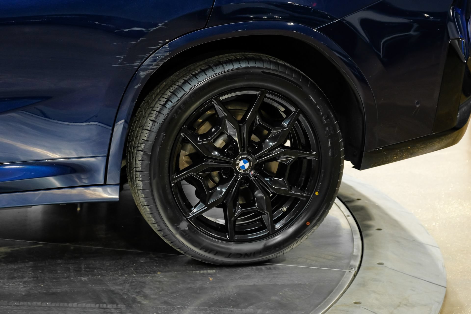 Used 2024 BMW X4 xDrive30i w/ M Sport Package AWD/4WD image 63