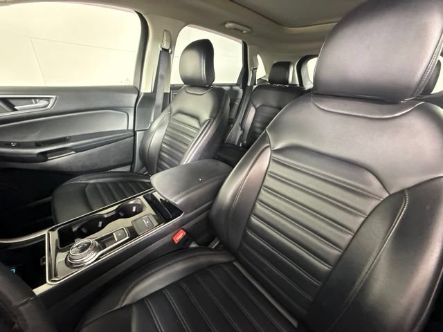 Used 2019 Ford Edge SEL w/ Equipment Group 201A AWD/4WD image 17