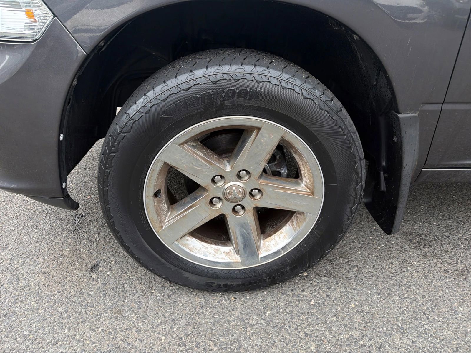 Used 2018 RAM 1500 Express w/ Express Value Package AWD/4WD image 16