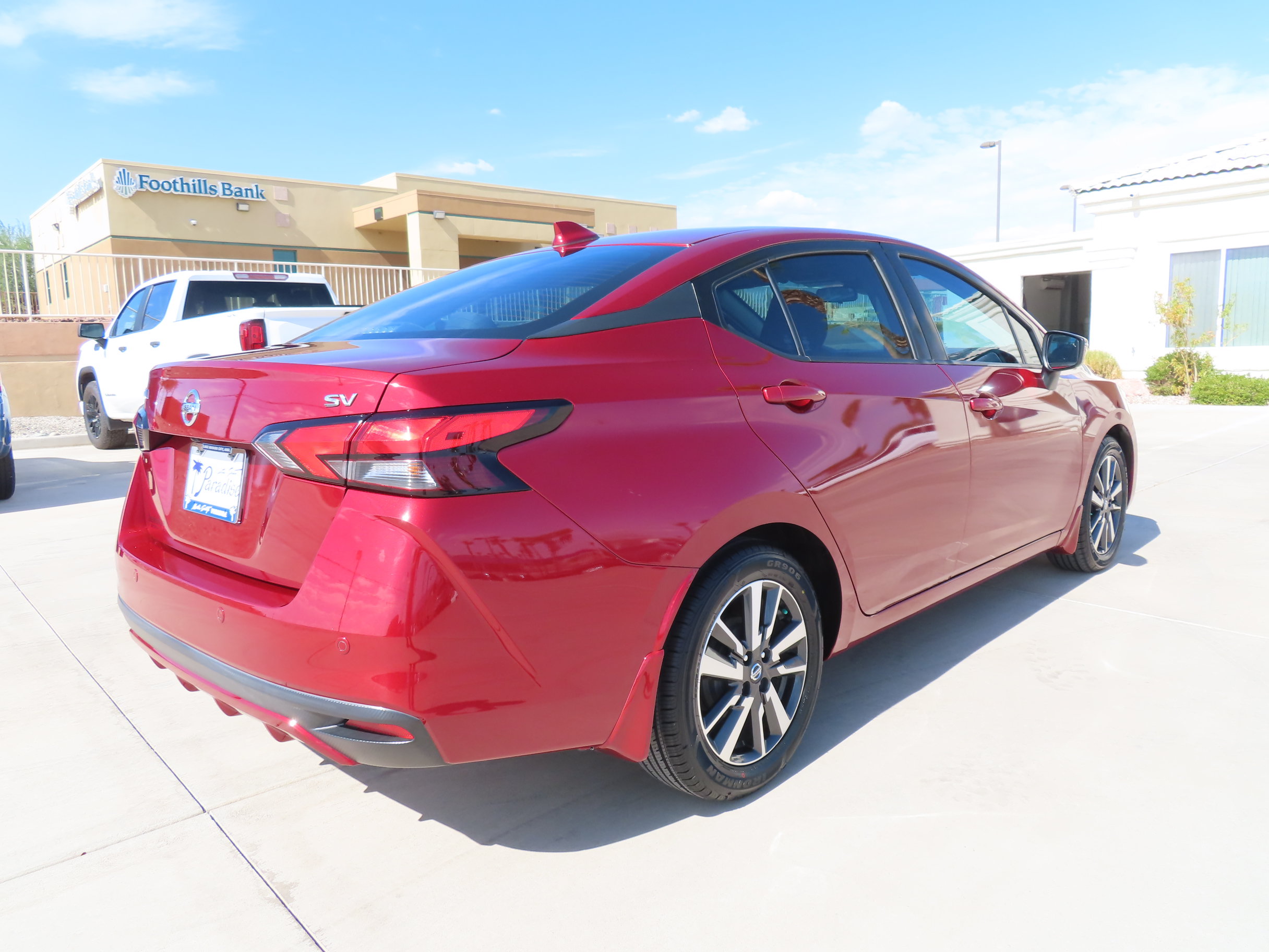 Used 2020 Nissan Versa SV FWD image 8
