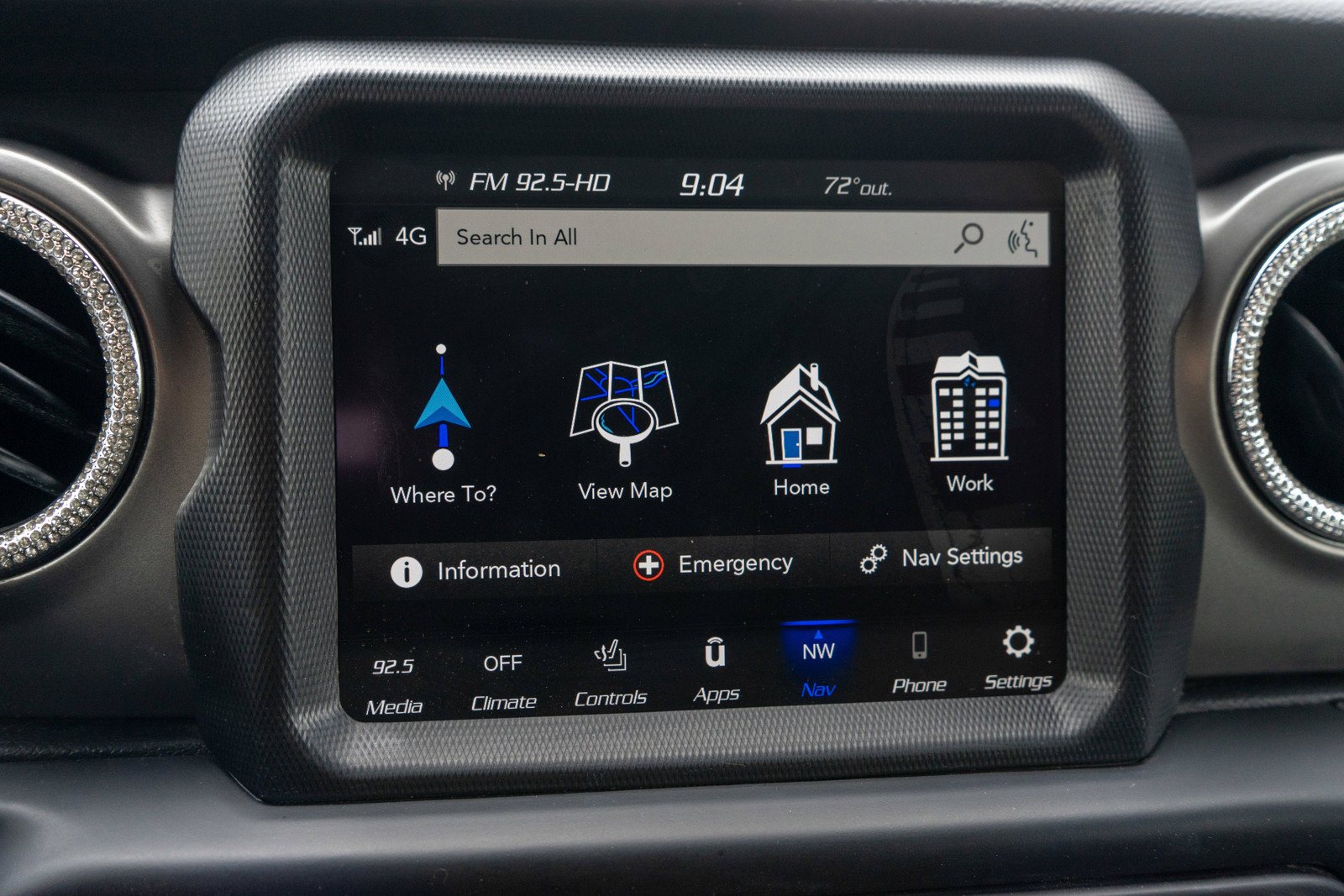 Used 2022 Jeep Wrangler Sport AWD/4WD image 19