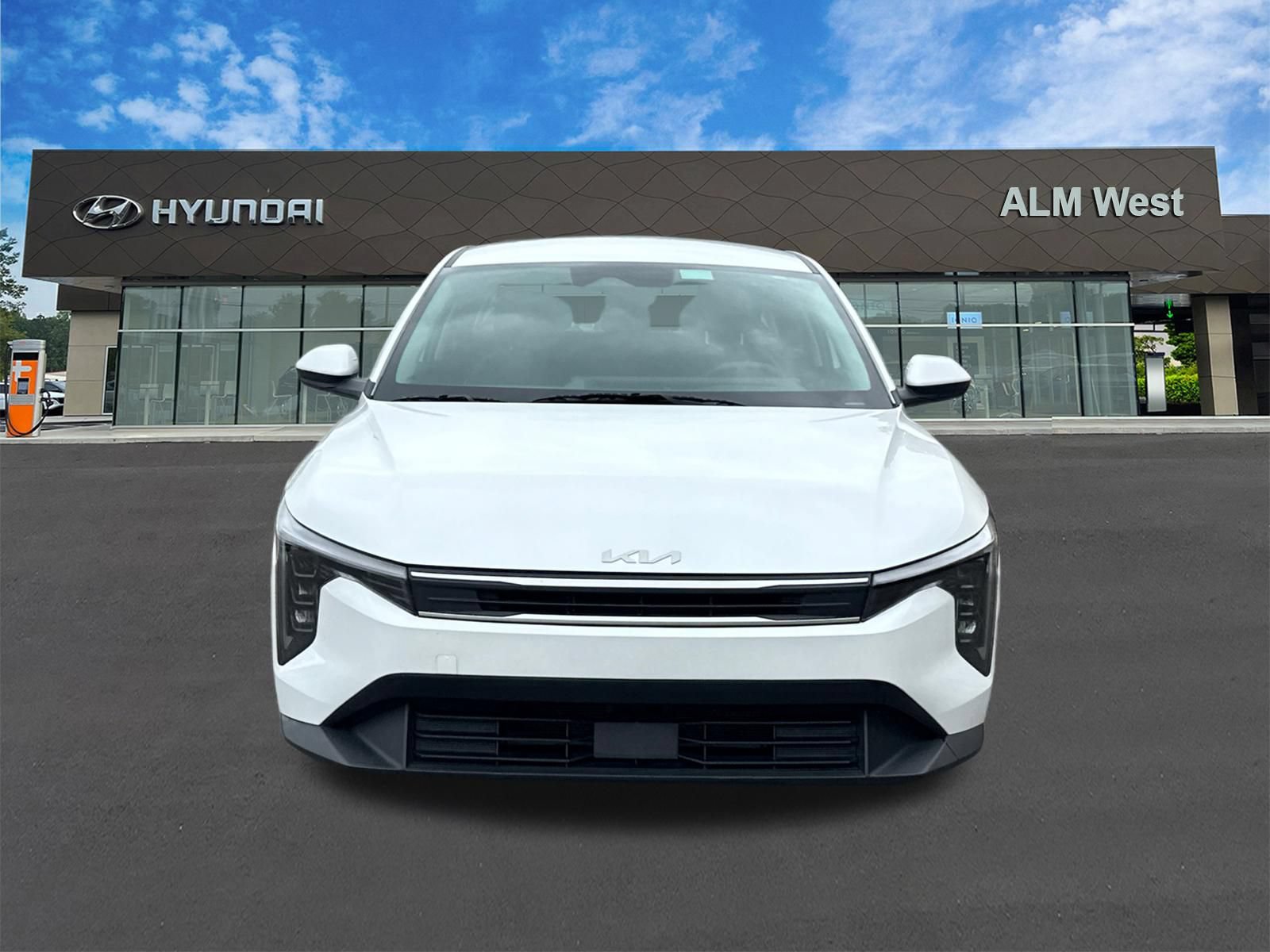 Used 2025 Kia K4 FWD image 2