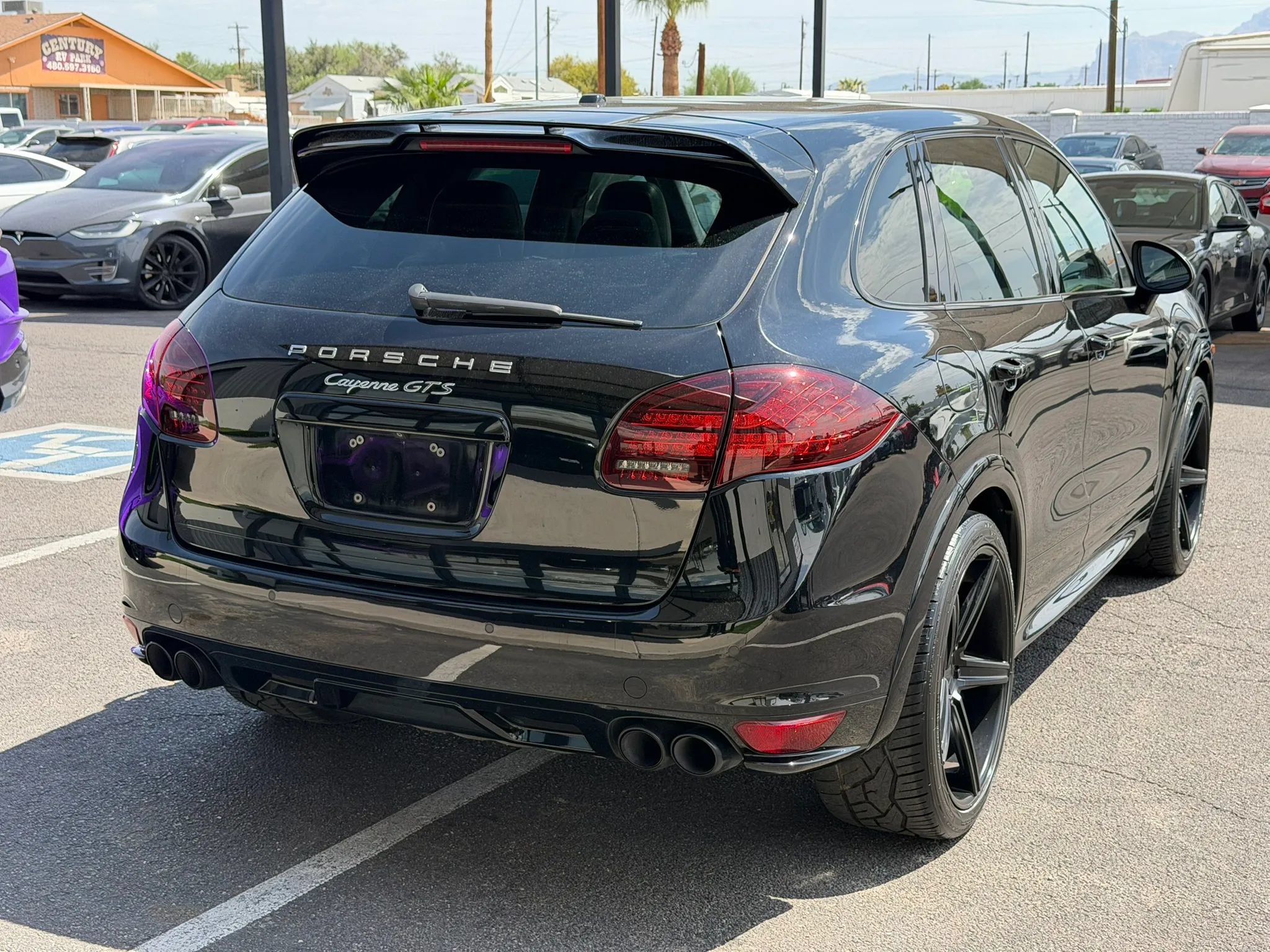 Used 2014 Porsche Cayenne GTS AWD/4WD image 8