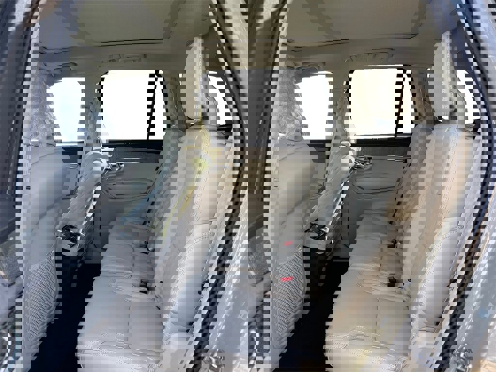 New 2025 Volvo XC90 B6 Ultra w/ Protection Package Premier image 22