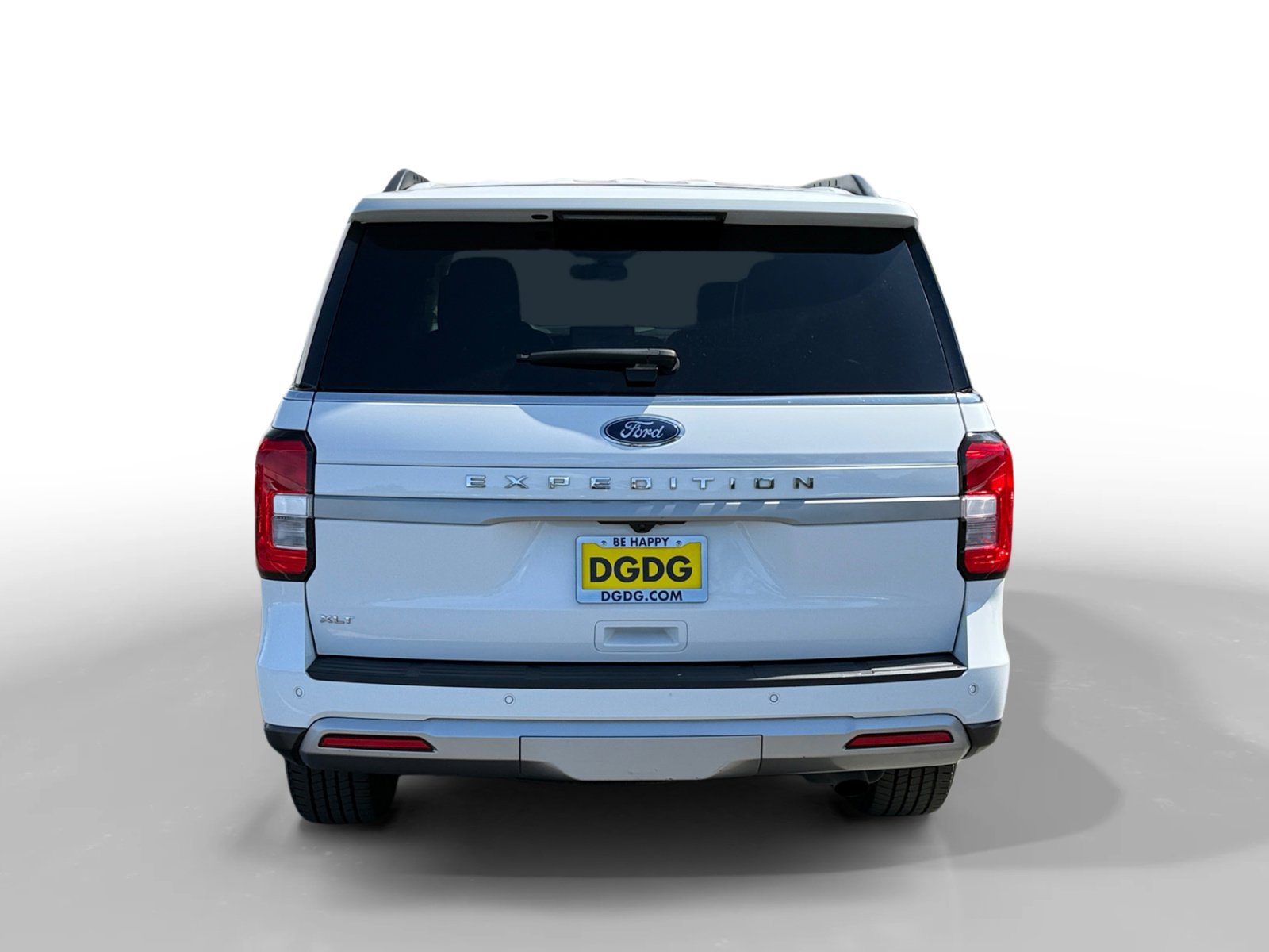 Certified 2024 Ford Expedition XLT image 4
