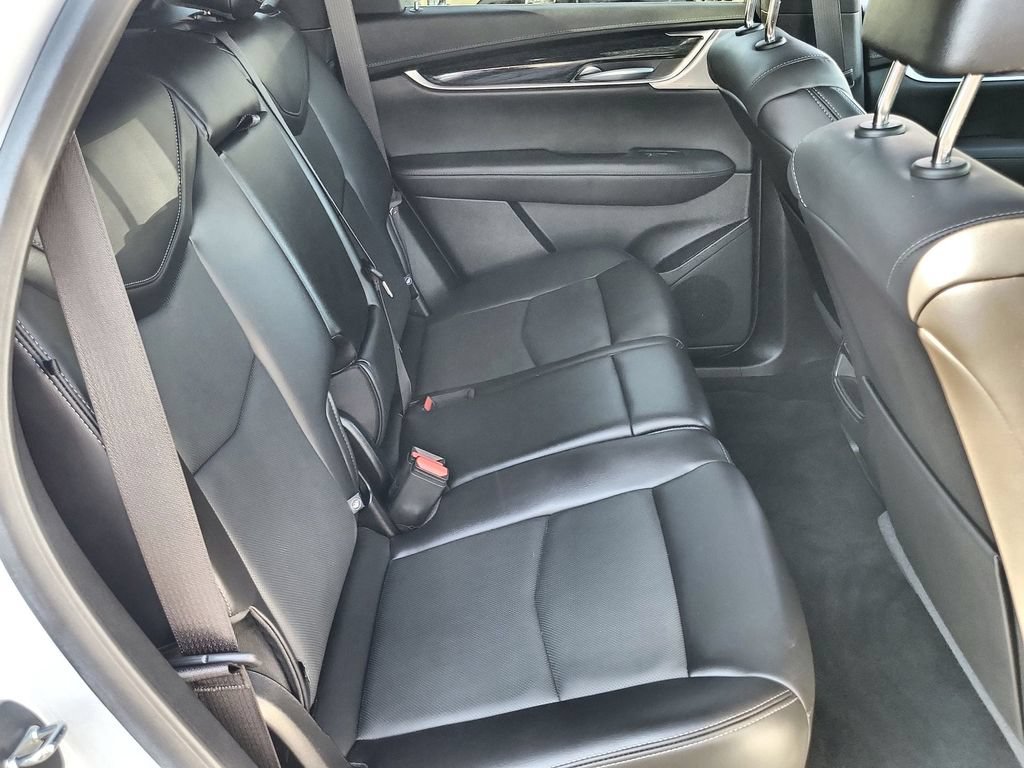 Certified 2024 Cadillac XT5 Premium Luxury FWD image 27