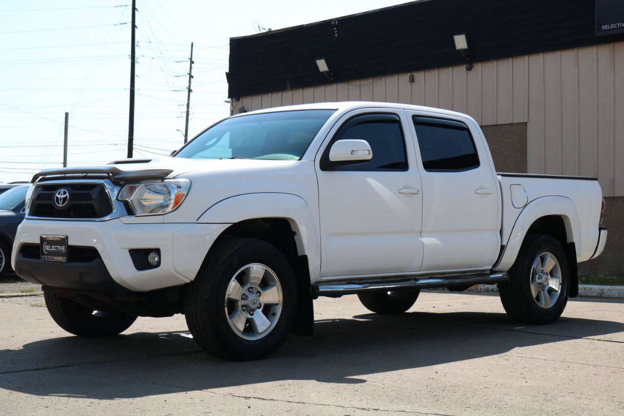 Used 2014 Toyota Tacoma 4x4 Double Cab w/ TRD Sport Package image 15