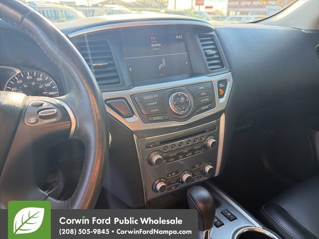 Used 2017 Nissan Pathfinder SL AWD/4WD image 19