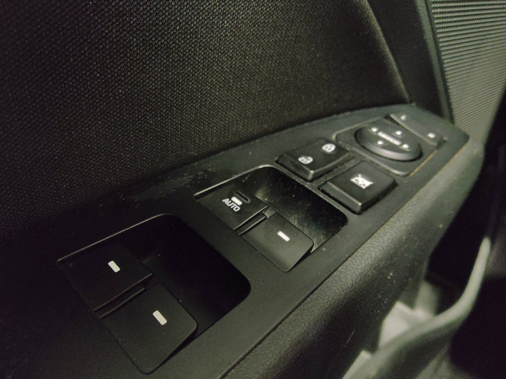 Used 2020 Hyundai Elantra ECO w/ Cargo Package (C1) FWD image 27