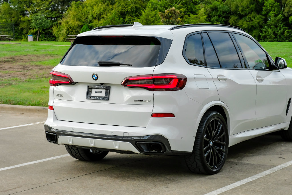 Used 2021 BMW X5 sDrive40i w/ M Sport Package RWD image 13