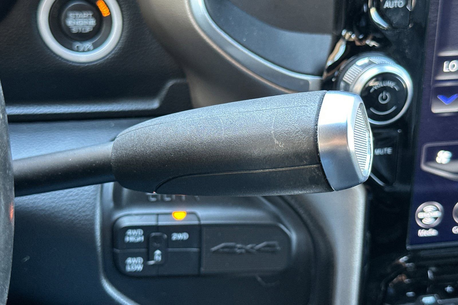 Used 2019 RAM 2500 Laramie image 22