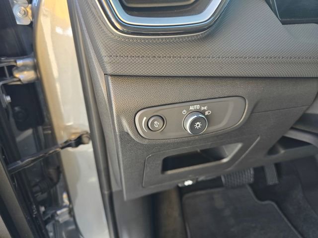 Used 2025 Chevrolet TrailBlazer LT AWD/4WD image 28