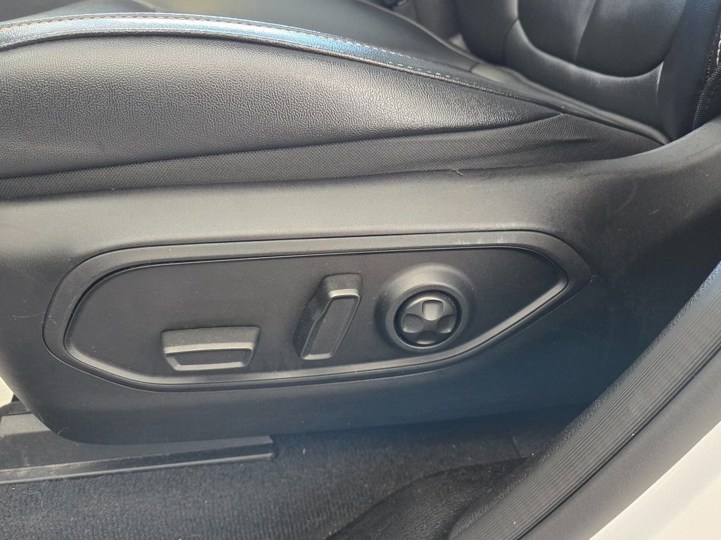 Used 2024 Jeep Grand Cherokee Limited 4xe image 12