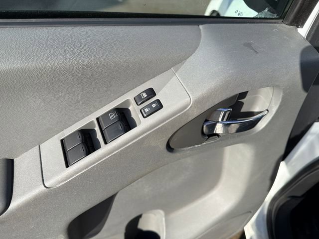 Used 2017 Nissan Frontier SV image 15