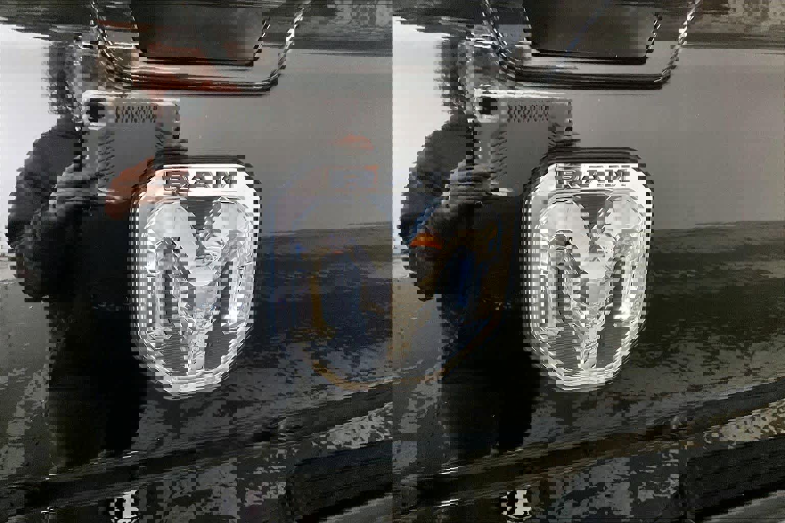 Used 2019 RAM 2500 Limited image 33