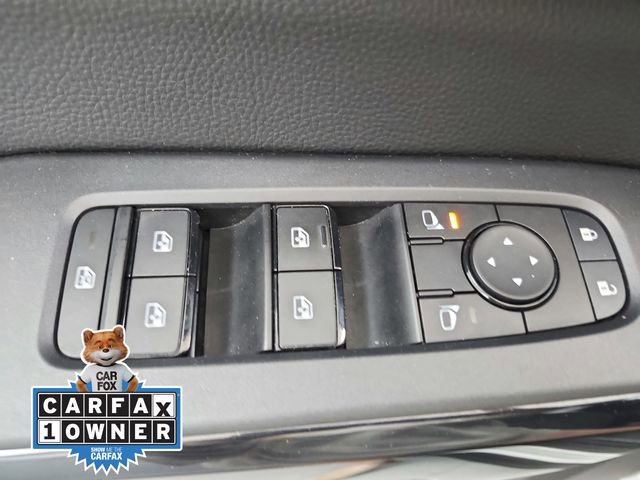 Used 2025 Nissan Pathfinder SV image 36