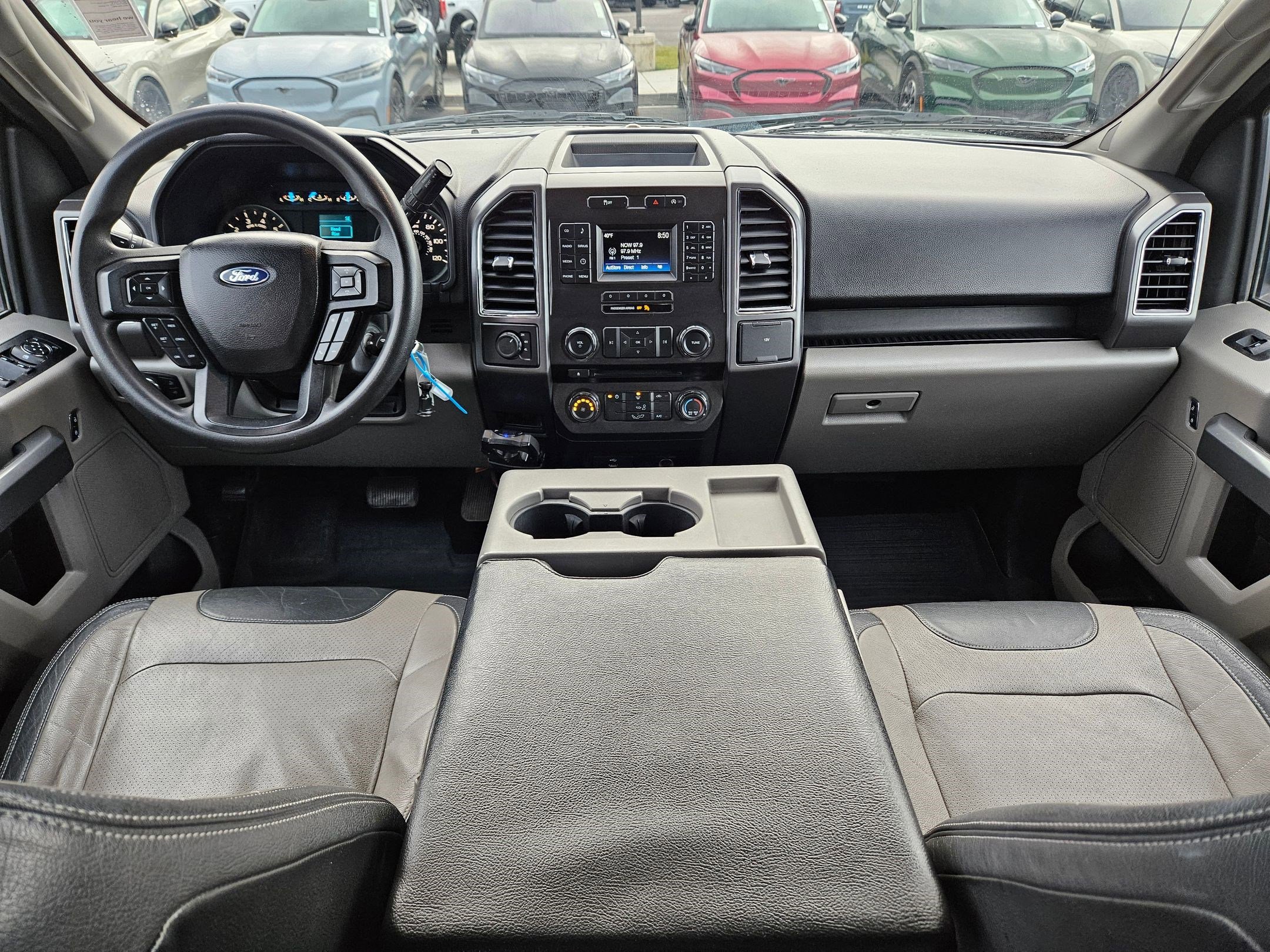 Used 2017 Ford F150 XLT image 31