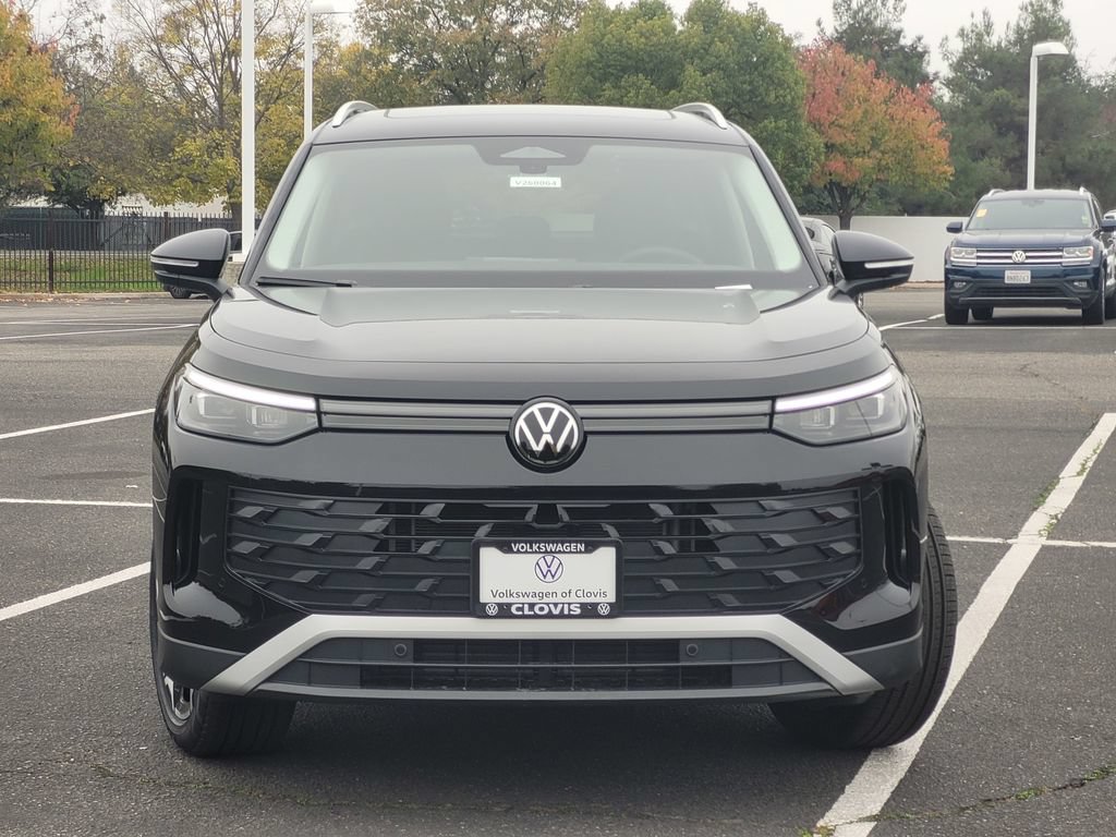 New 2026 Volkswagen Tiguan SE AWD/4WD image 2