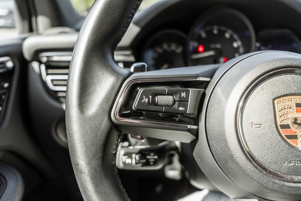 Used 2023 Porsche Macan image 24