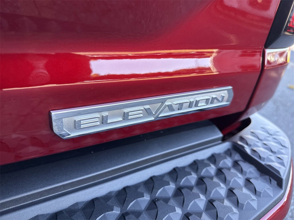 Used 2024 GMC Canyon Elevation image 18