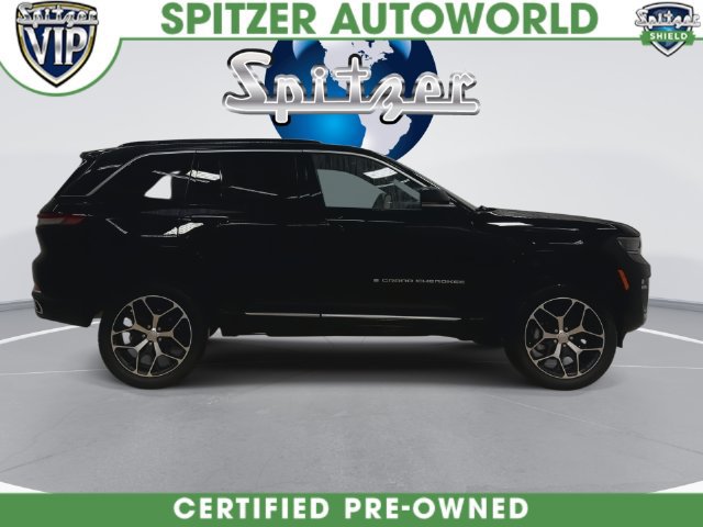 Used 2025 Jeep Grand Cherokee Summit AWD/4WD image 17