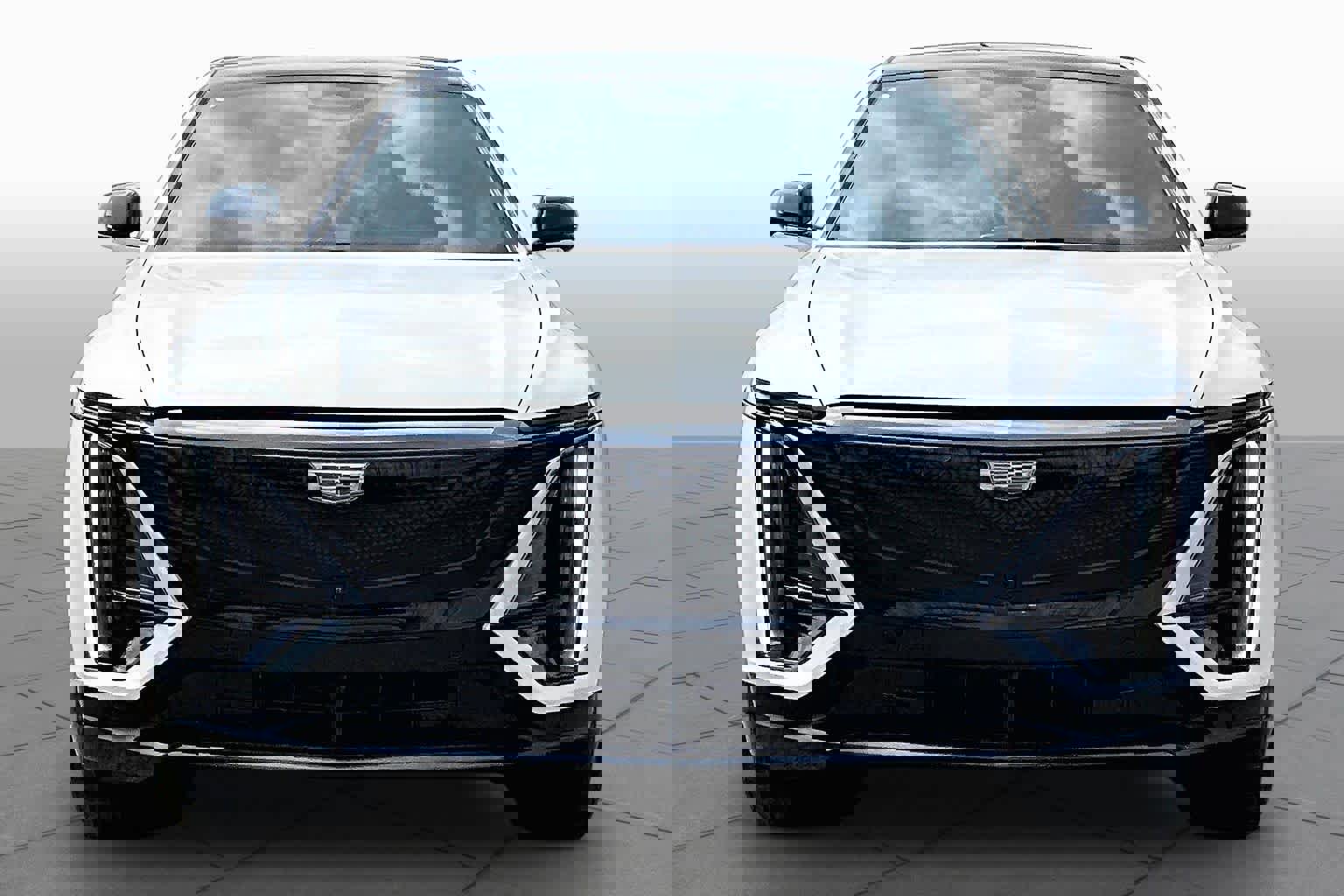 Used 2024 Cadillac Lyriq Sport w/ LPO, Floor Liner Package AWD/4WD image 5