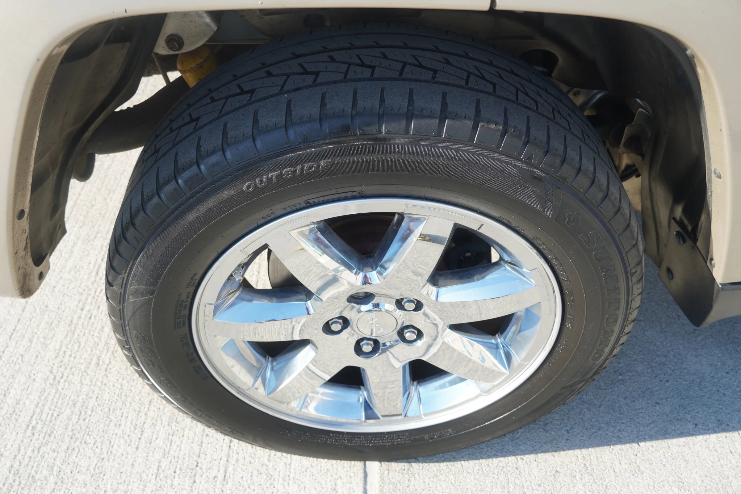 Used 2010 Jeep Liberty Limited w/ Tire & Wheel Group image 30