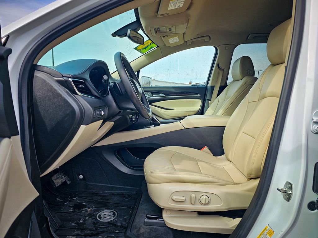 Used 2020 Buick Enclave Essence w/ Sound and Sites Package image 13