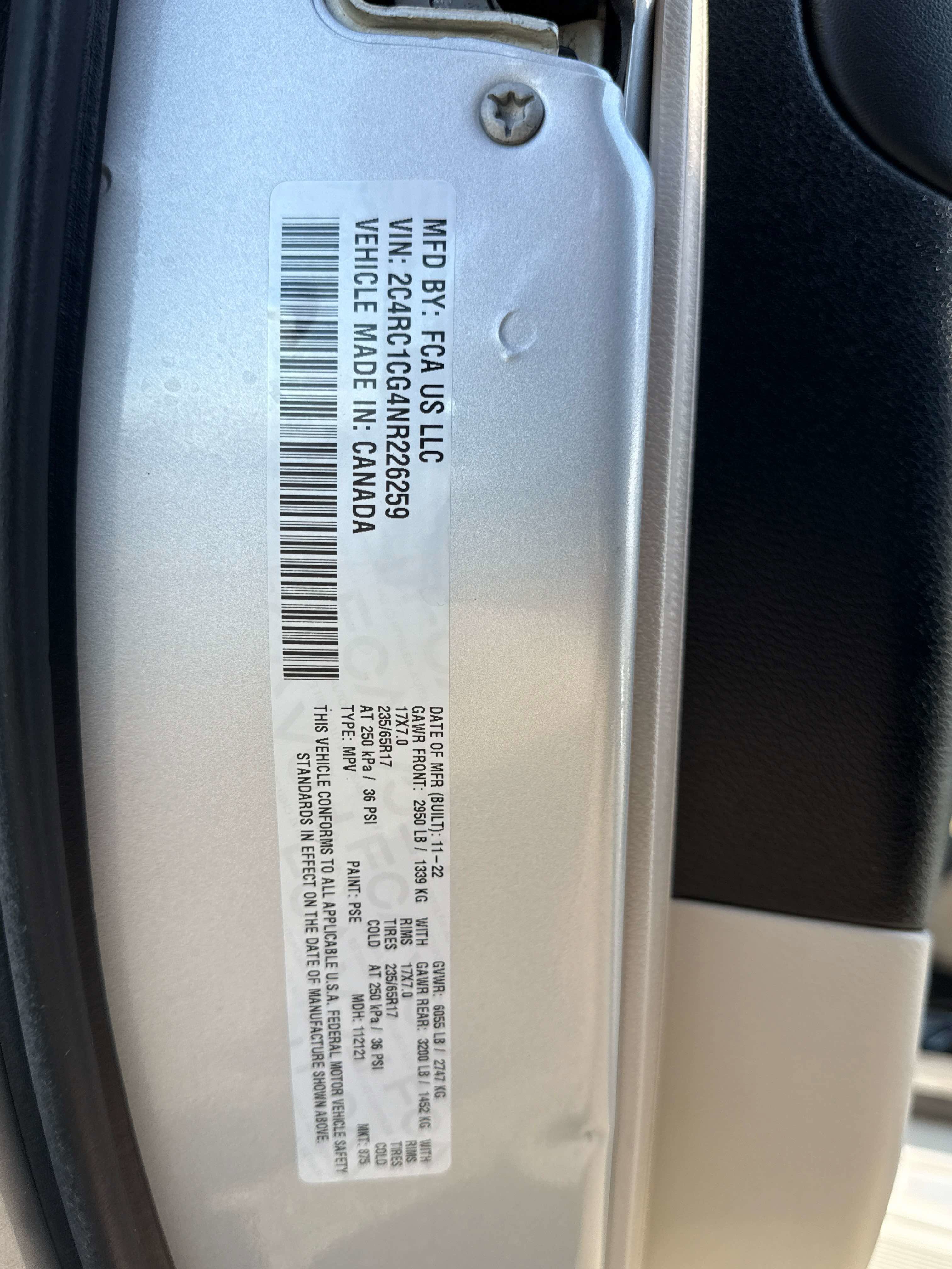 Used 2022 Chrysler Voyager LX image 28