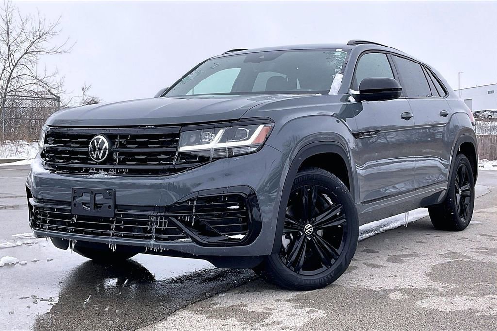 Used 2023 Volkswagen Atlas Cross Sport SEL R-Line image 2