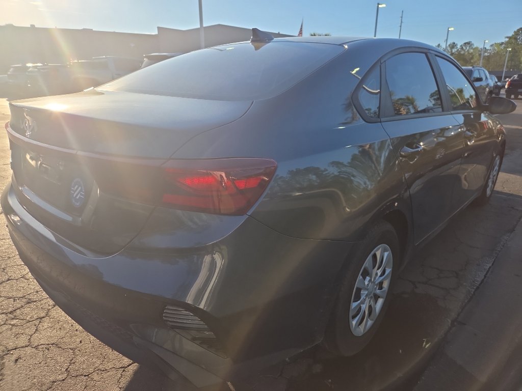 Used 2022 Kia Forte FE image 6