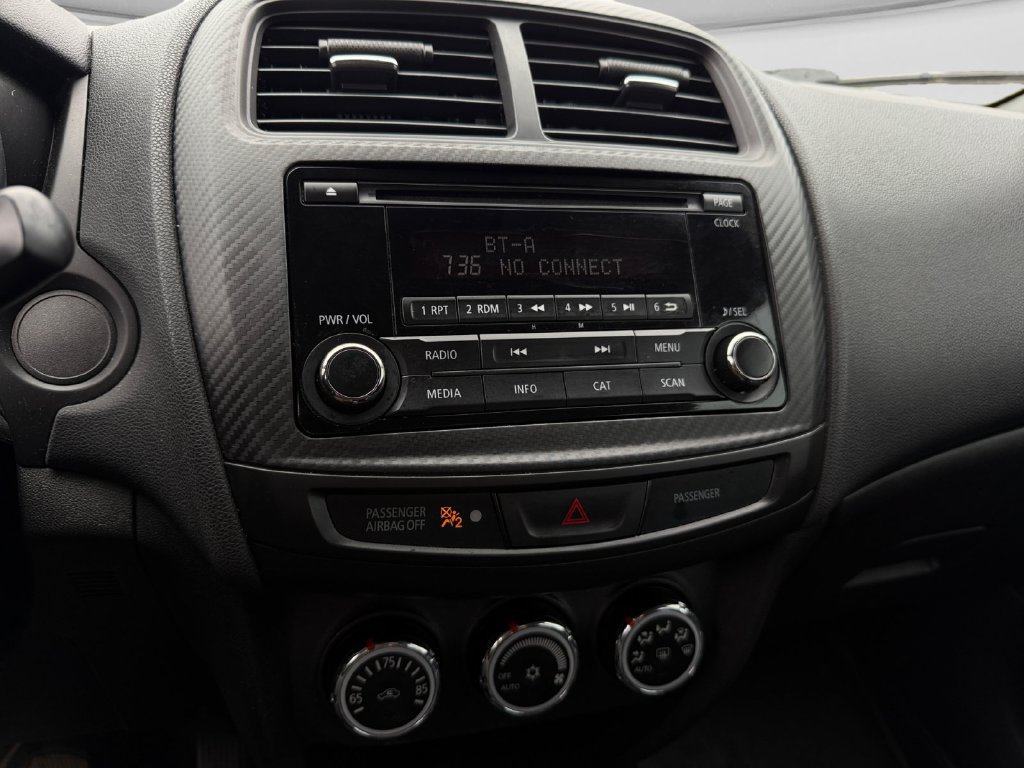 Used 2017 Mitsubishi Outlander Sport ES AWD/4WD image 10