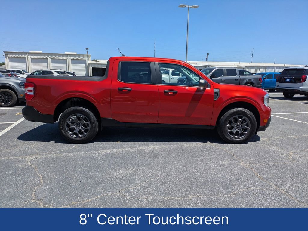 Used 2024 Ford Maverick XLT image 3