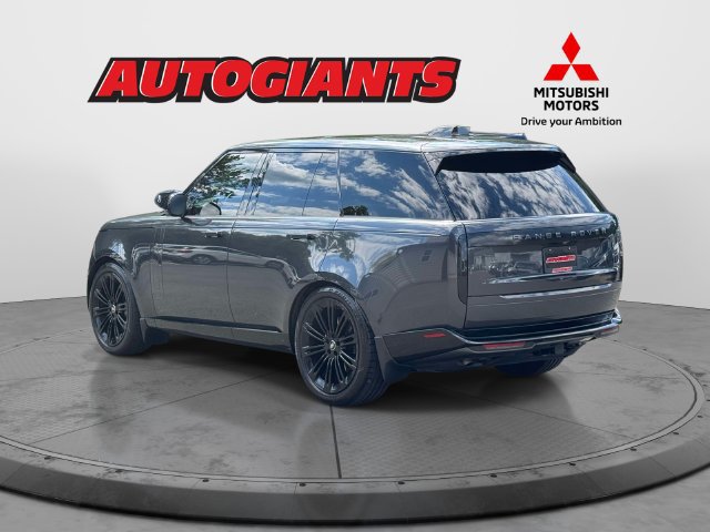 Used 2024 Land Rover Range Rover SE AWD/4WD image 8