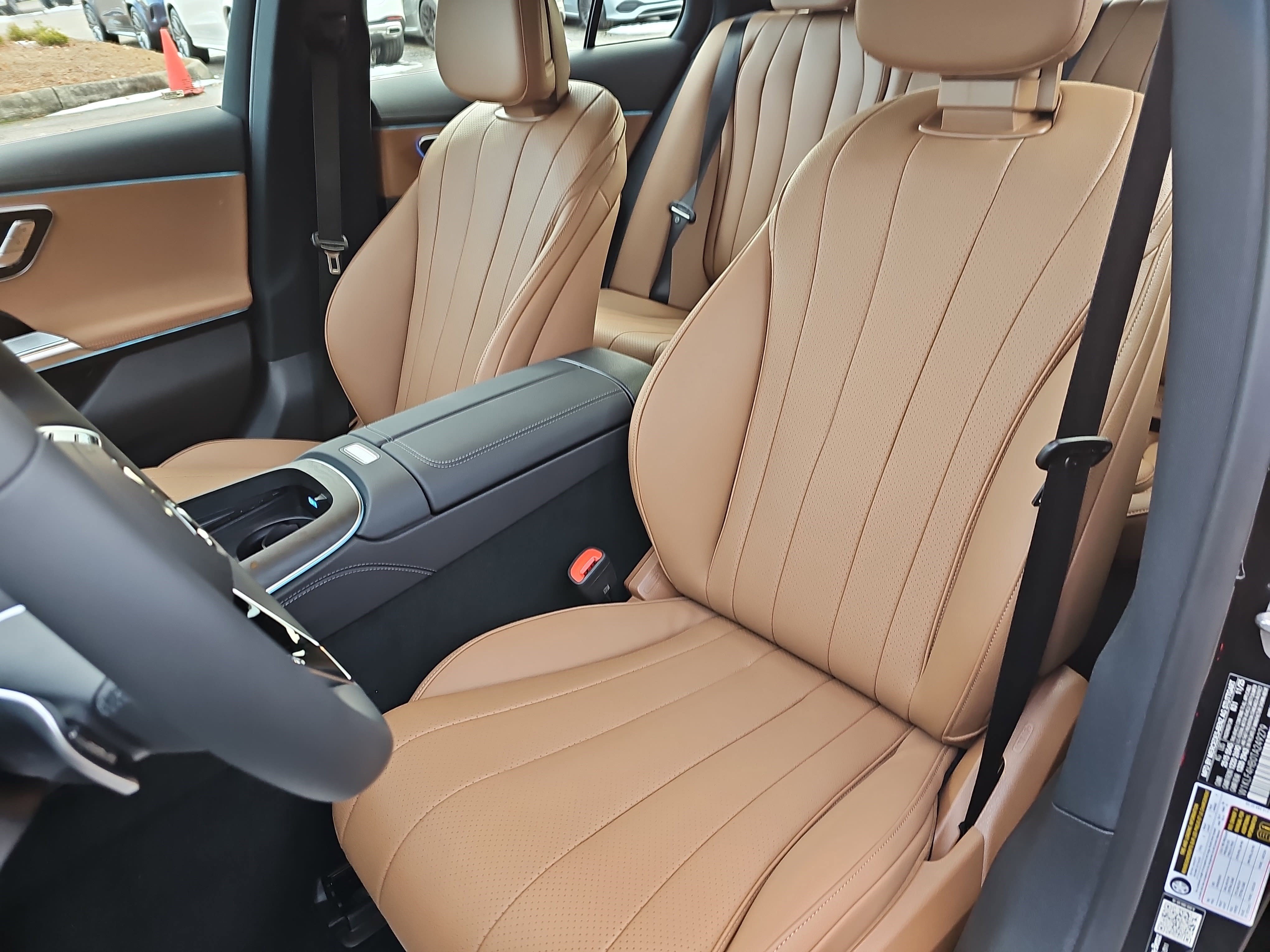 New 2026 Mercedes-Benz E 350 4MATIC Sedan image 16