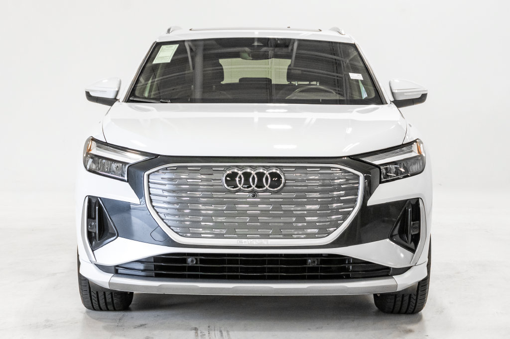 Used 2023 Audi Q4 e-tron Premium Plus w/ Premium Plus AWD/4WD image 5