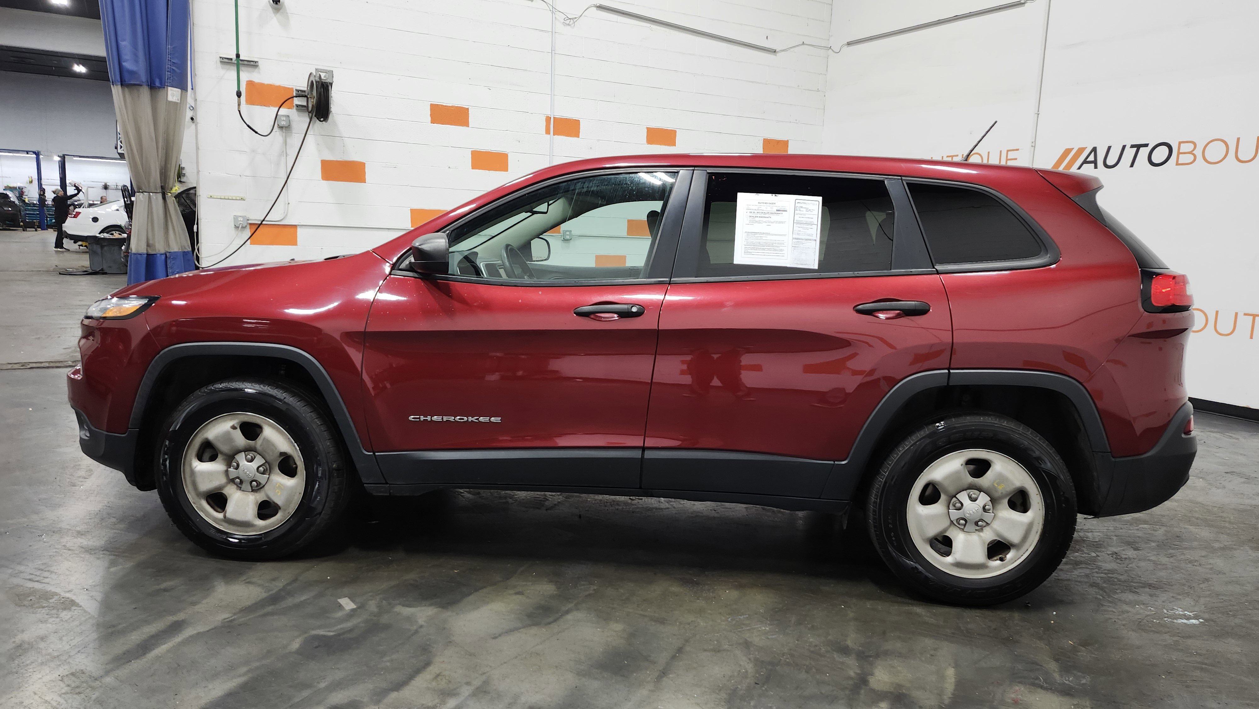 Used 2017 Jeep Cherokee Sport w/ Safety Group image 11
