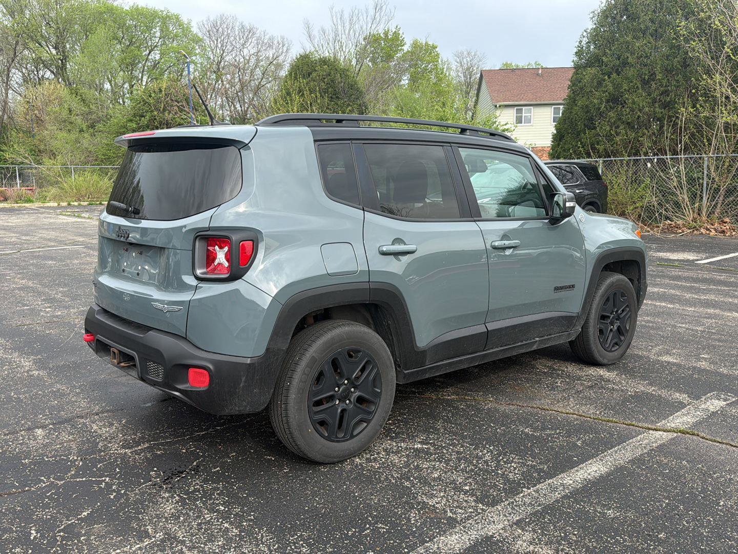 Used 2017 Jeep Renegade Trailhawk image 6